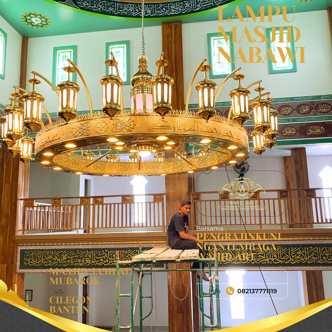 Lampu Gantung Masjid Nabawi Kuningan
