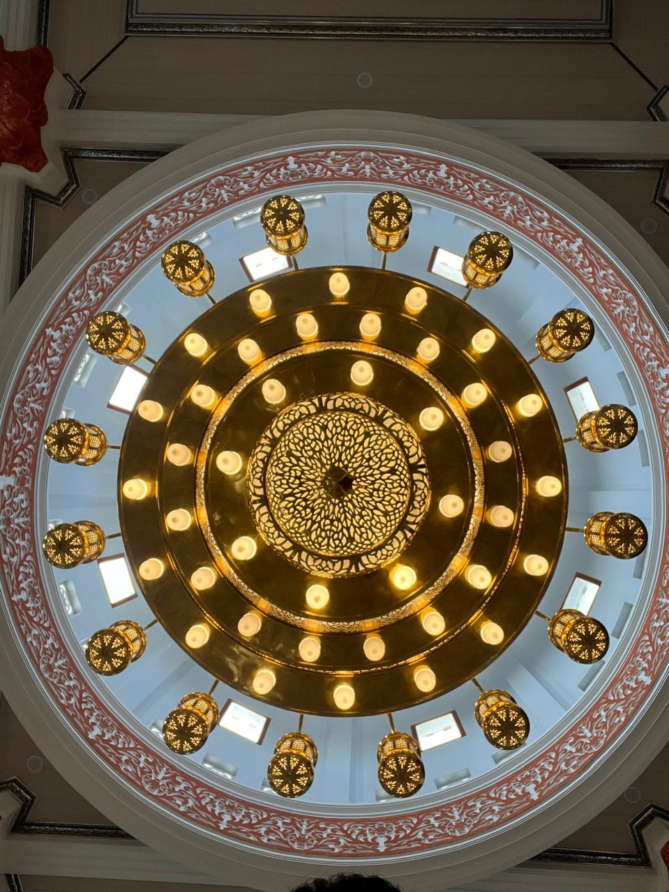 Lampu Hias Masjid Gantung
