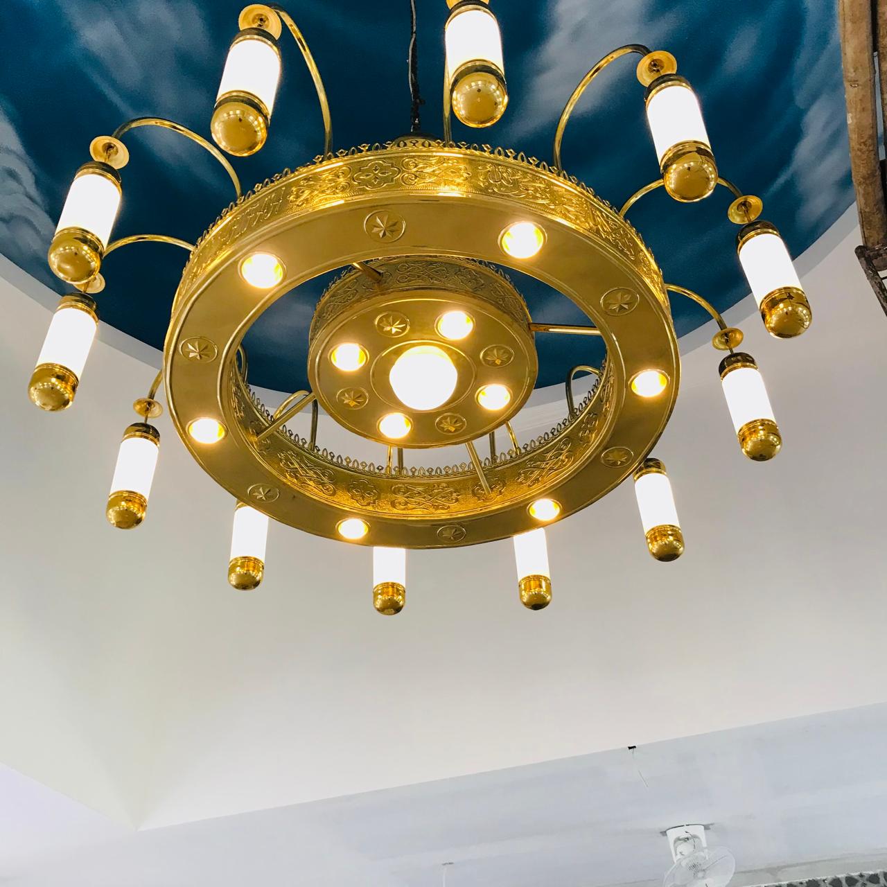 Lampu Hias Masjid Nabawi