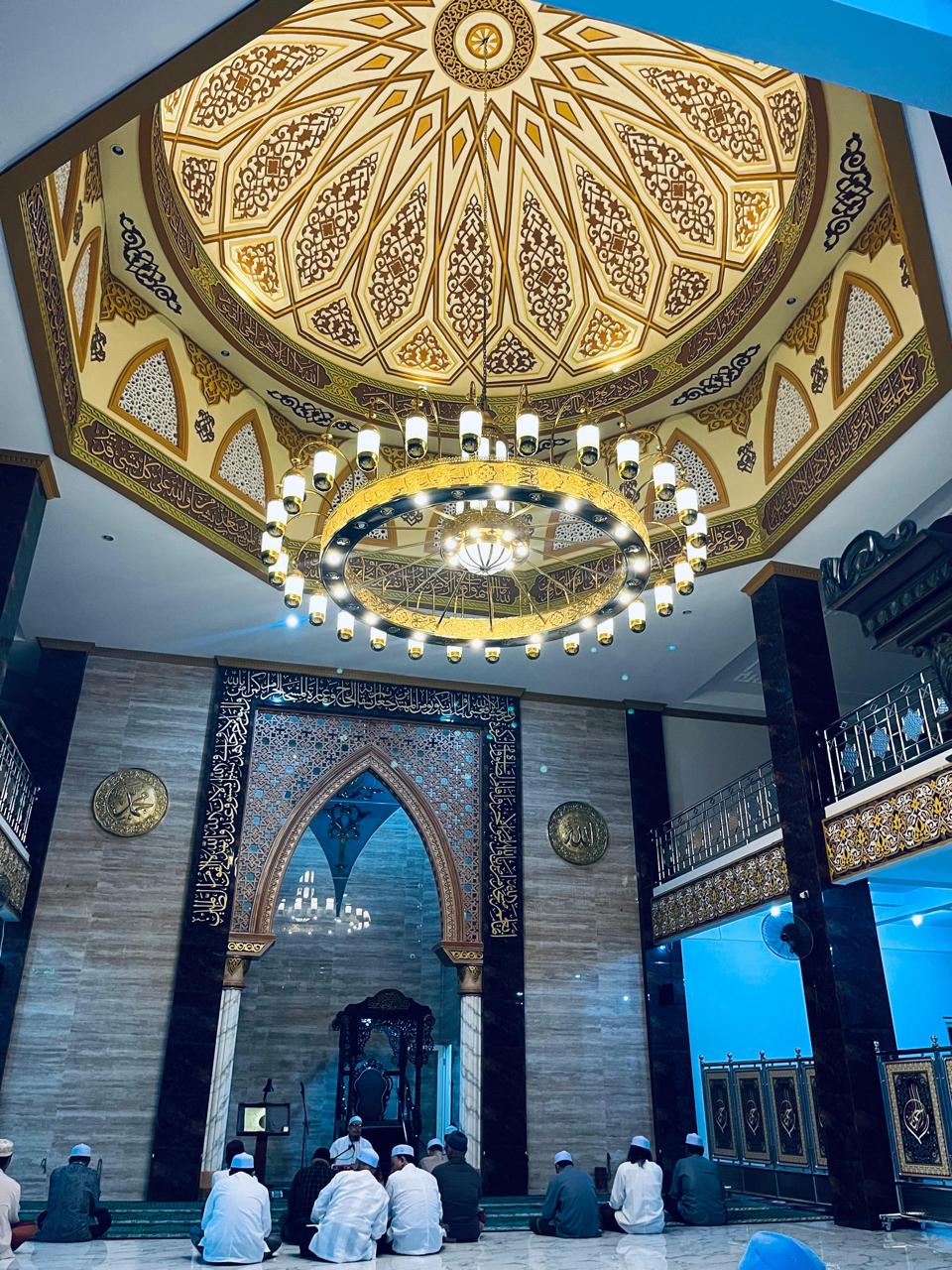 Tinggi Lampu Hias Masjid