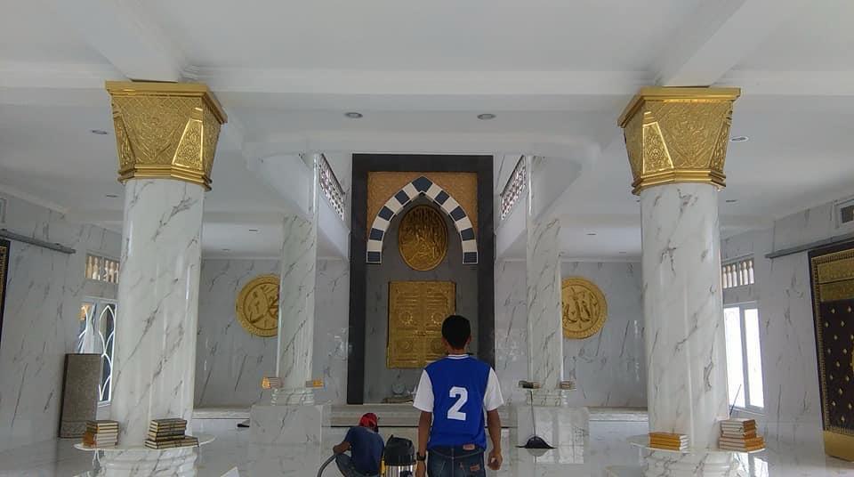 Kaligrafi Kuningan