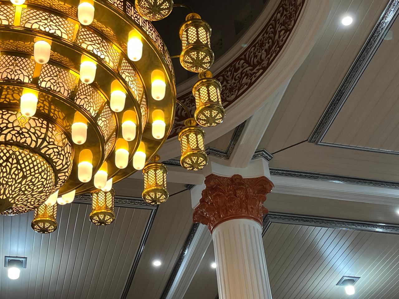 Inspirasi Lampu Gantung Masjid