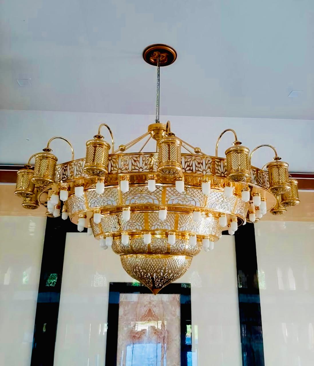 Lampu Gantung Hias Kubah Masjid