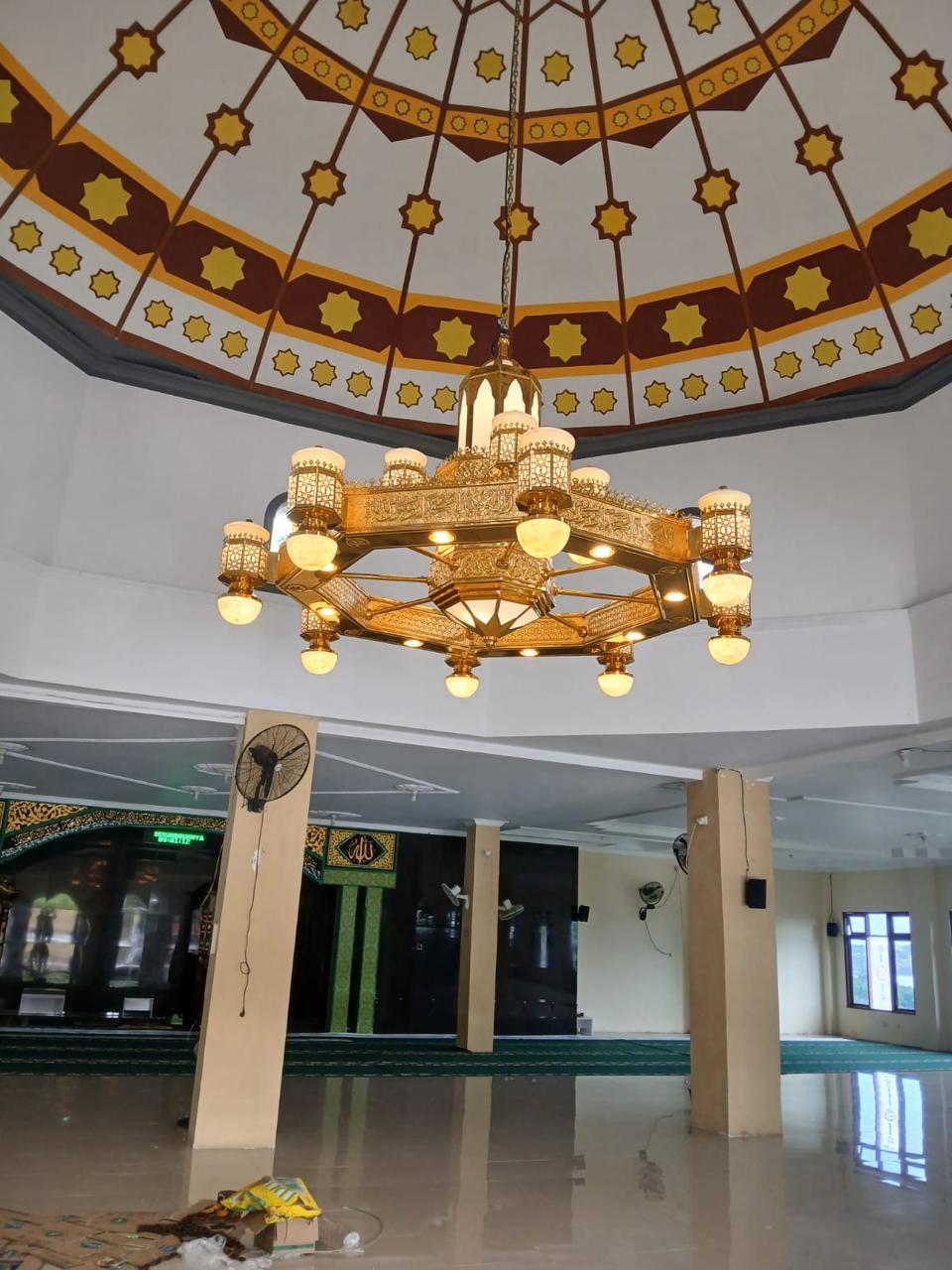 keindahan lampu masjidil haram