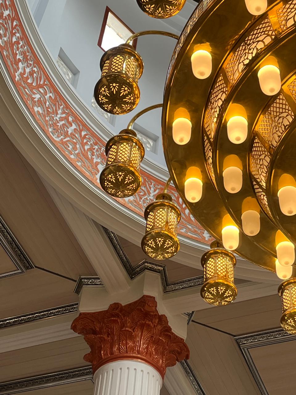 5 Rahasia Memilih Lampu Masjid